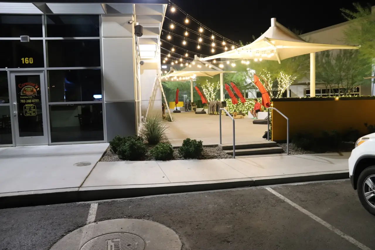 Commercial bistro lighting exterior